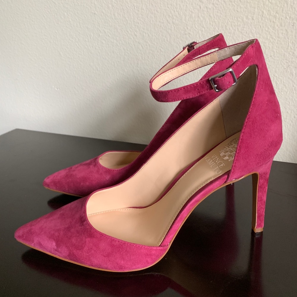 Vince Camuto D’Orsay Pumps - Picture 1 of 3
